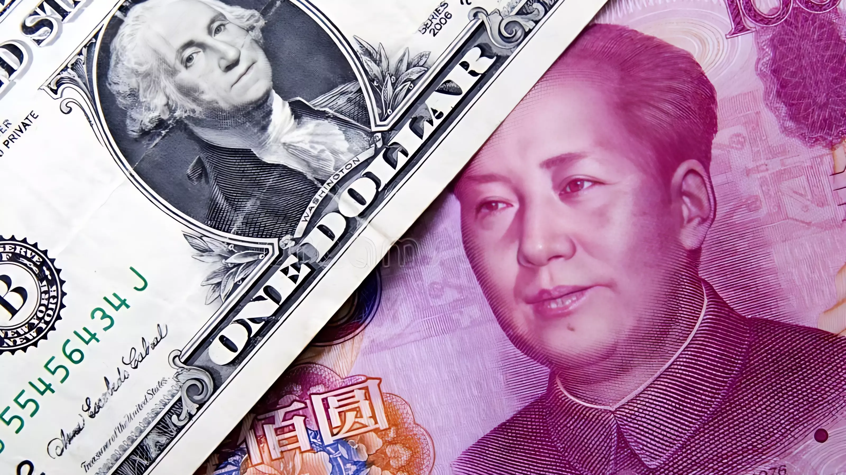 Доллар все еще считается мировой валютой, и Китаю приходится с этим мириться