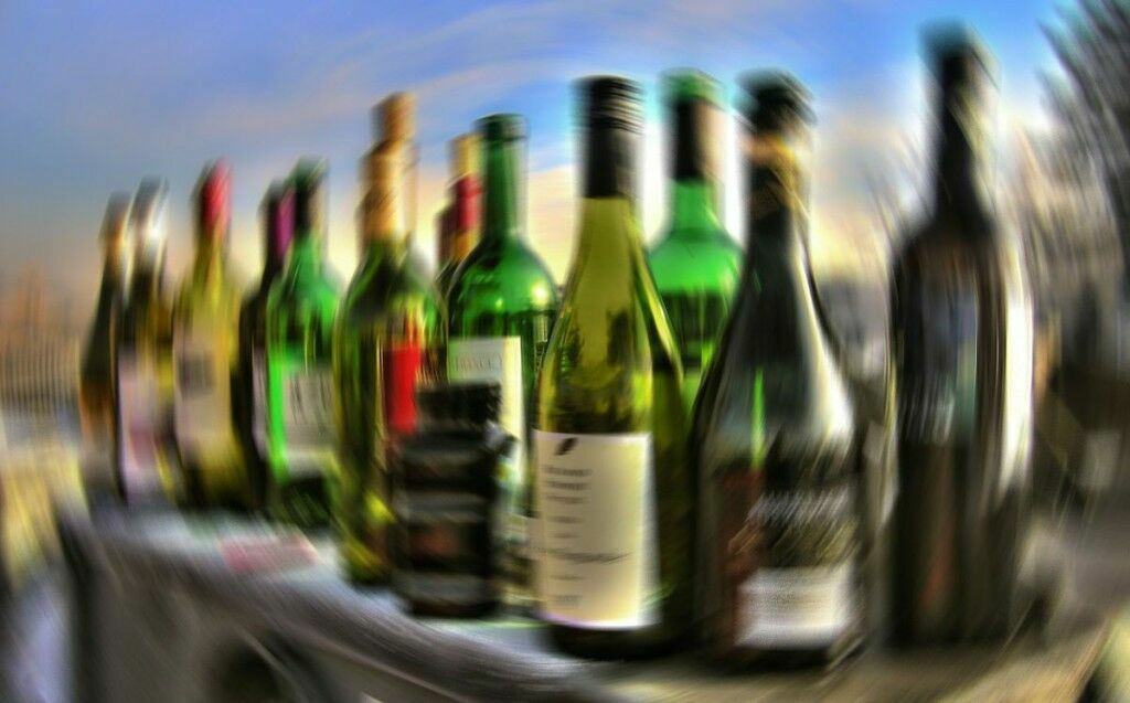 Смертность от отравлений алкоголем выросла за год на 17%