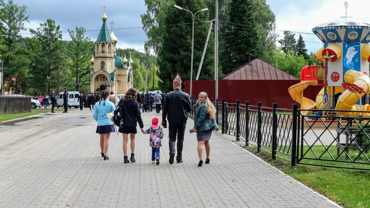 ВЦИОМ: большинство россиян заявили, что чувствуют себя счастливыми