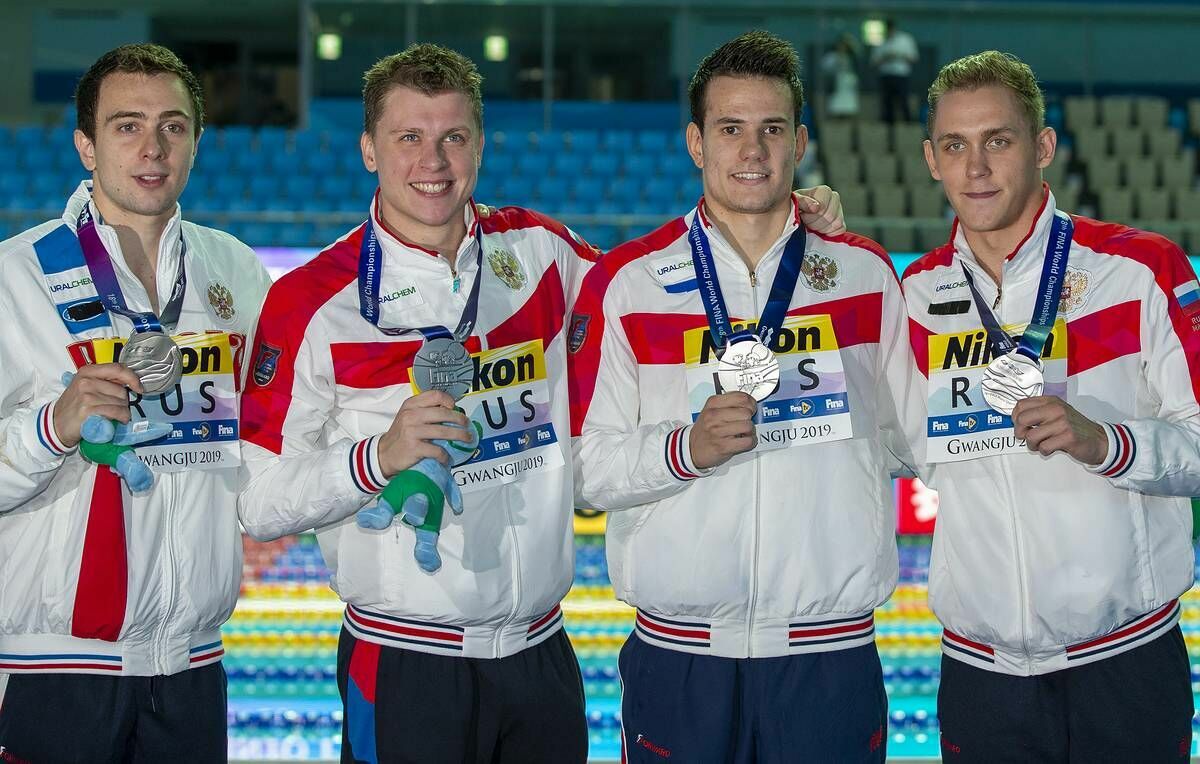 Российские пловцы завоевали серебро в эстафете на Олимпиаде