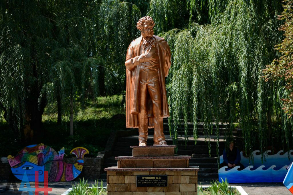 В Донбассе памятник Пушкину распечатали на 3D-принтере