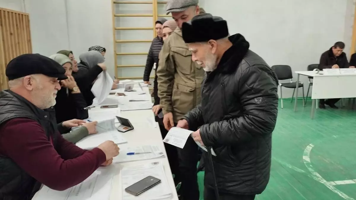 В некоторых регионах Кавказа за Владимира Путина проголосовали 99% избирателей