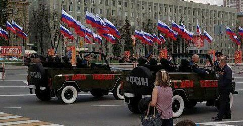ФотКа дня: на параде в Кемерове участвовала колонна ФСИН