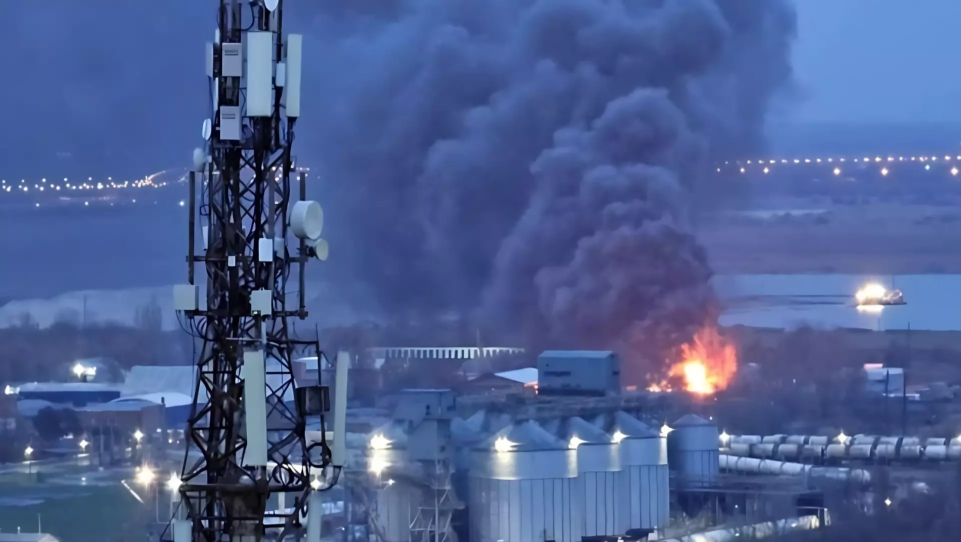Крупный пожар в Ростове-на-Дону 3 апреля