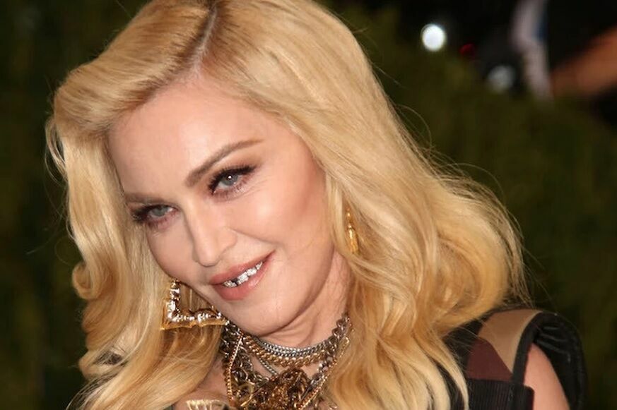 Певица Мадонна перенесла ранее выявленный коронавирус