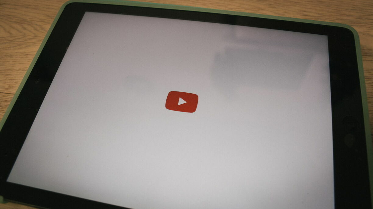Роскомнадзор обвинил YouTube в «терроризме»