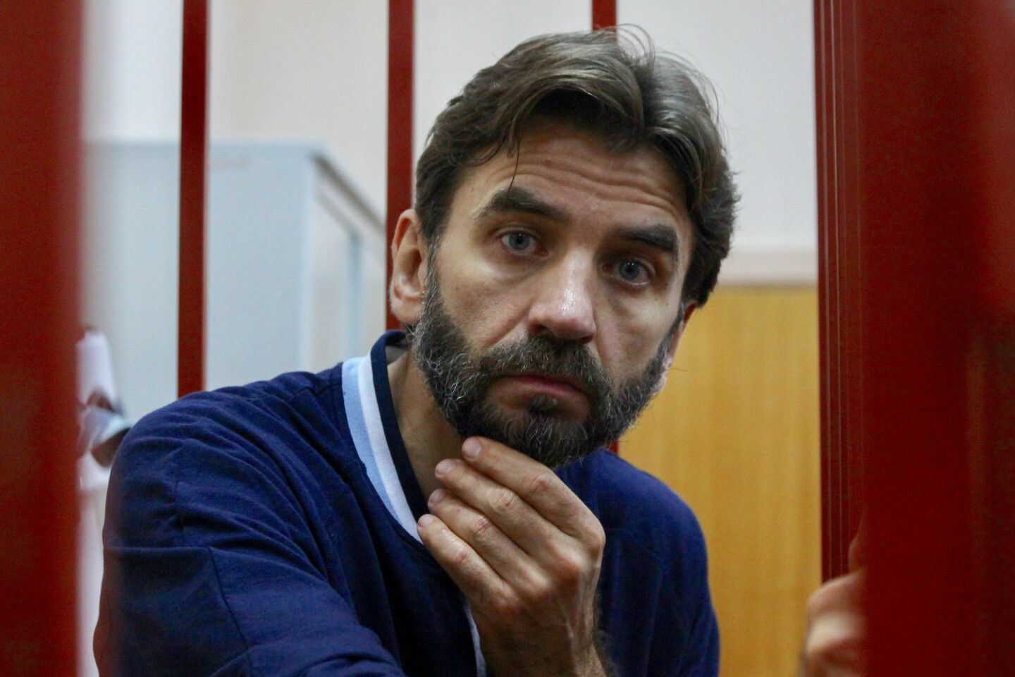 Мосгорсуд снял арест с активов Абызова на миллиард рублей
