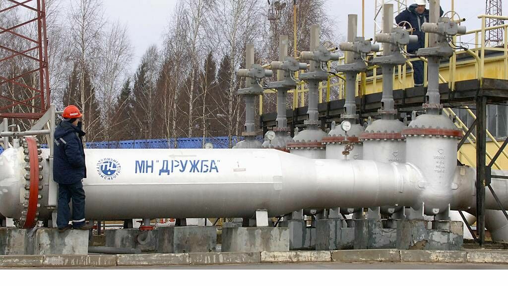 Минск рассчитывает на $70 млн компенсации за поставки "грязной нефти" из России