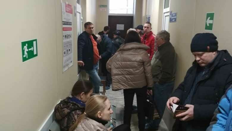 В российских наркодиспансерах водители выстроились в очереди