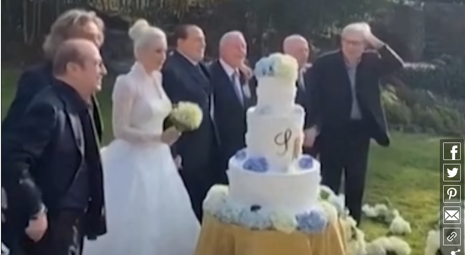 Берлускони отпраздновал символическую свадьбу с 32-летней подругой