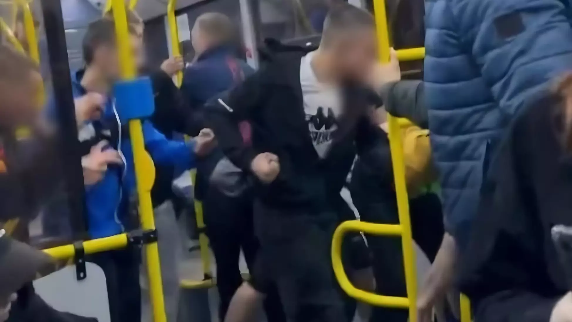 Подростковые банды терроризируют Волгоград: очевидцы нападений бездействуют