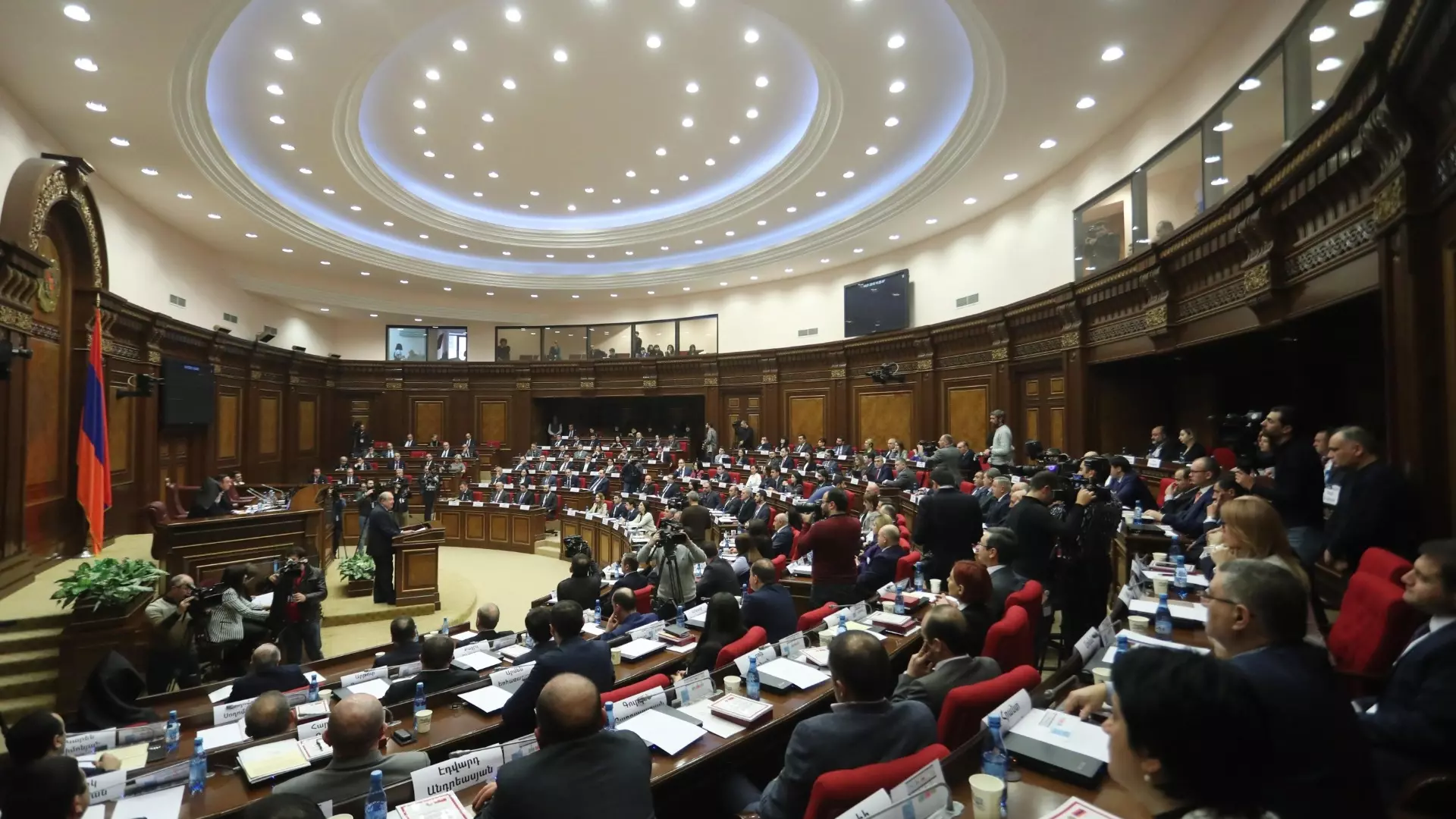 Парламент Армении поддержал получение статуса кандидата на членство в ЕС