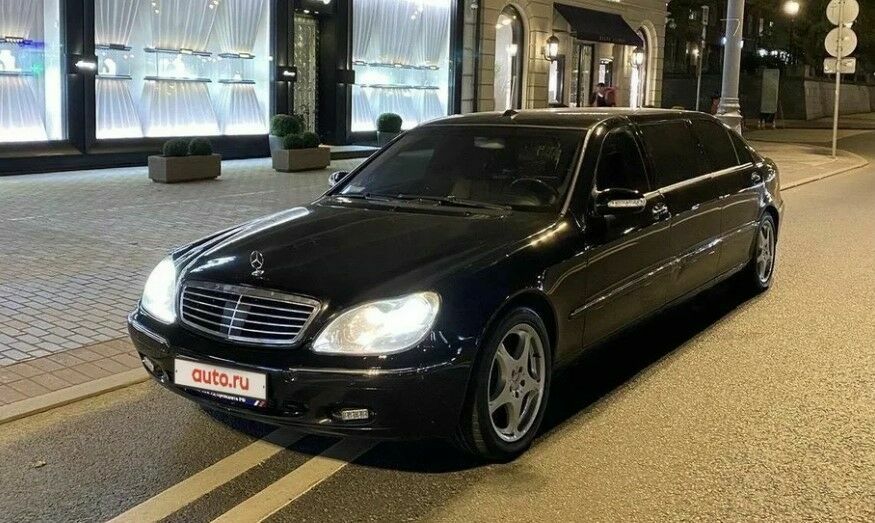 Лимузин Владимира Жириновского выставлен на продажу за 5 млн рублей