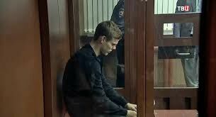 Суд оставил расплакавшегося Кокорина  под стражей до 8 декабря