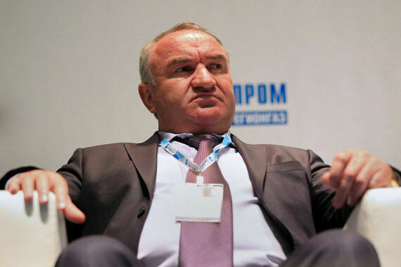 Отец сенатора Арашукова задержан за многомиллиардные хищения у "Газпрома"
