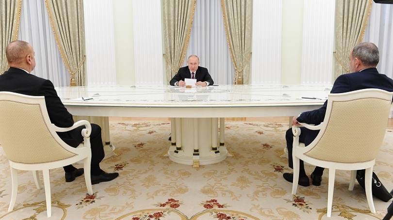 Встреча в Кремле между Ильхамом Алиевым, Николом Пашиняном и Владимиром Путиным