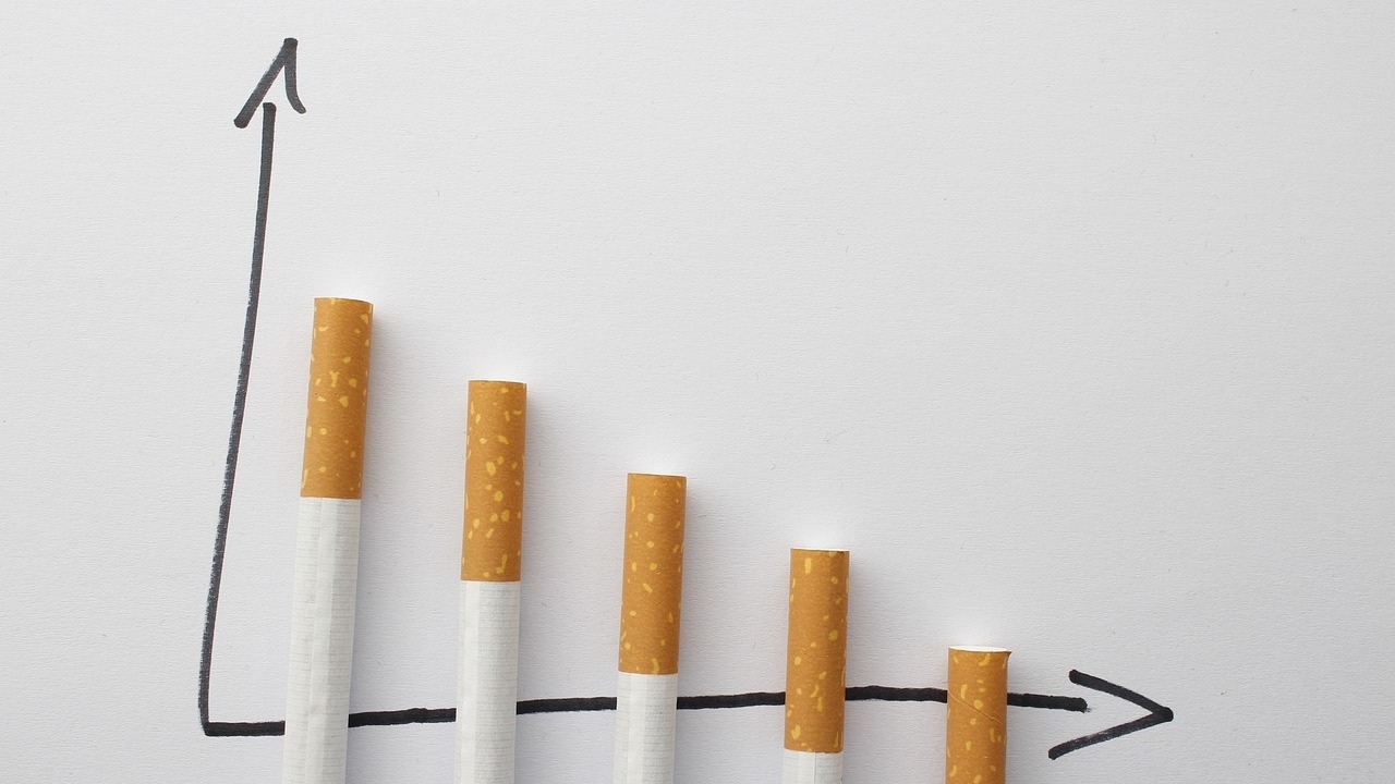 В Минздраве поддержали рост на 30% акцизов на сигареты дороже 200 рублей