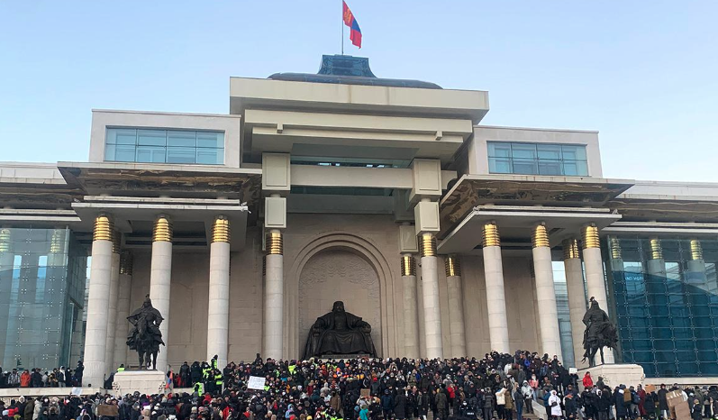 Парламент Монголии решил не объявлять в Улан-Баторе чрезвычайное положение