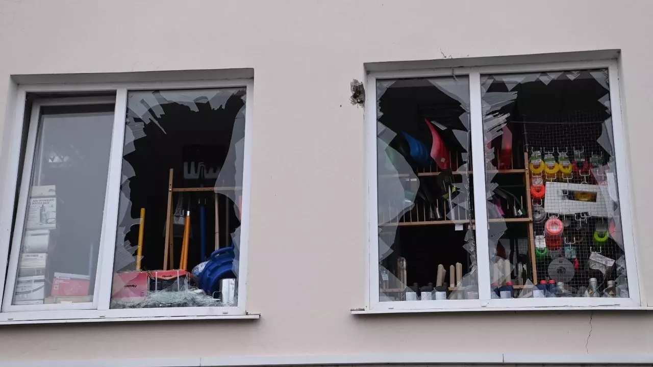 В Белгород обстреляли в третий раз за день: пострадали по меньшей мере два человека
