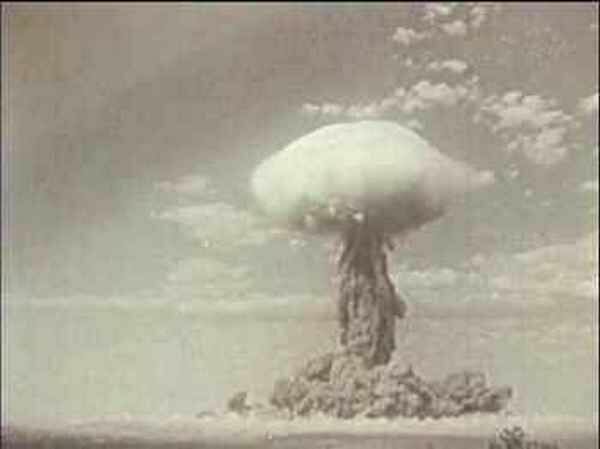 «Бомбу испытали на нас!» История неизвестного взрыва в 1954 году
