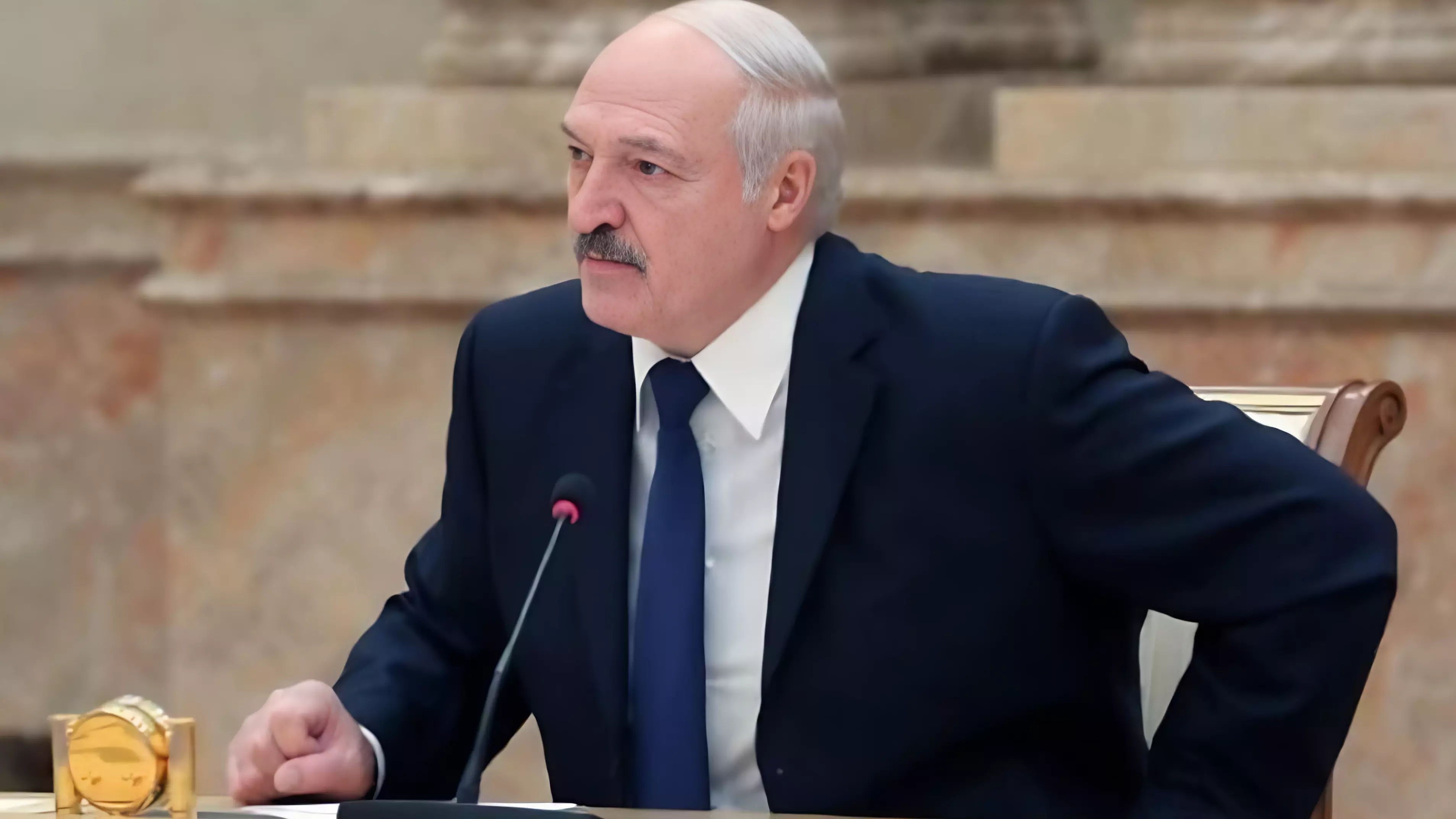 Александр Лукашенко объявил о намерении участвовать в президентских выборах.