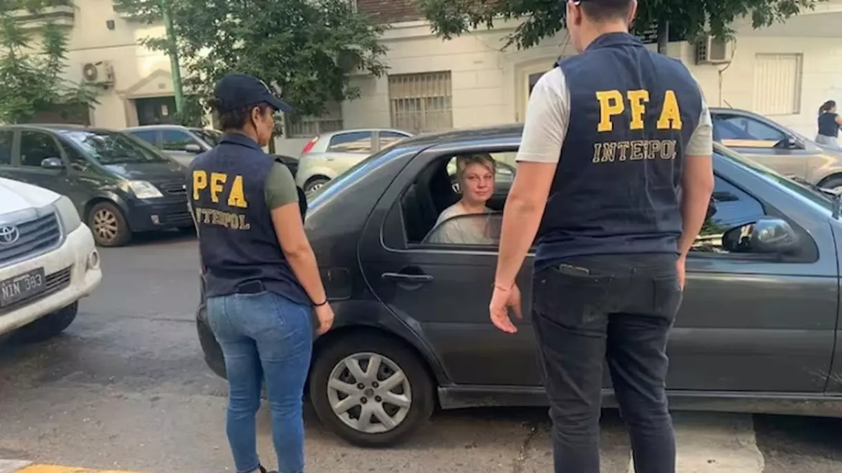 Аргентинские полицейские задержали гражданку РФ за мошенничество