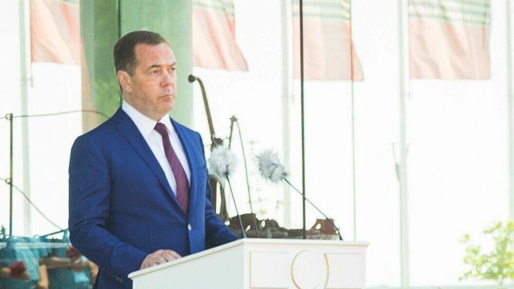 Медведев порекомендовал «итальяшкам» учредить орден Муссолини