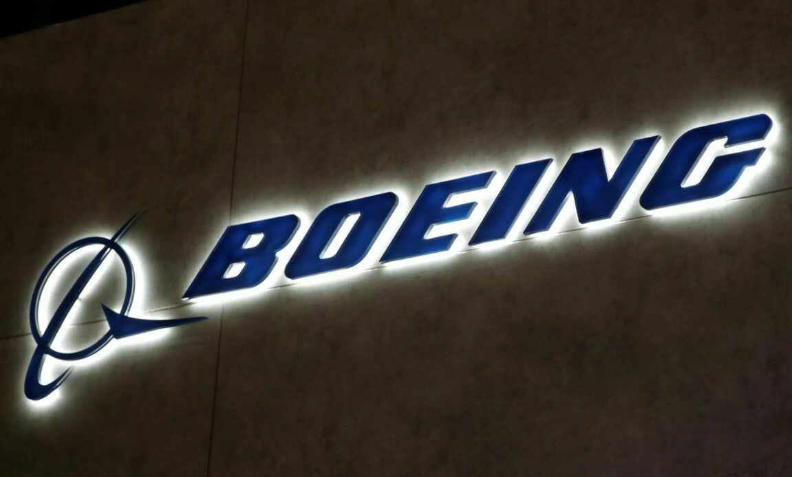Boeing приостановила закупки российского титана