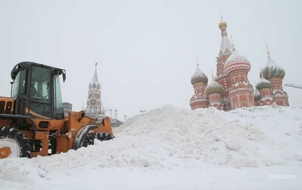 Сильнейший снегопад в Москве продлится все выходные