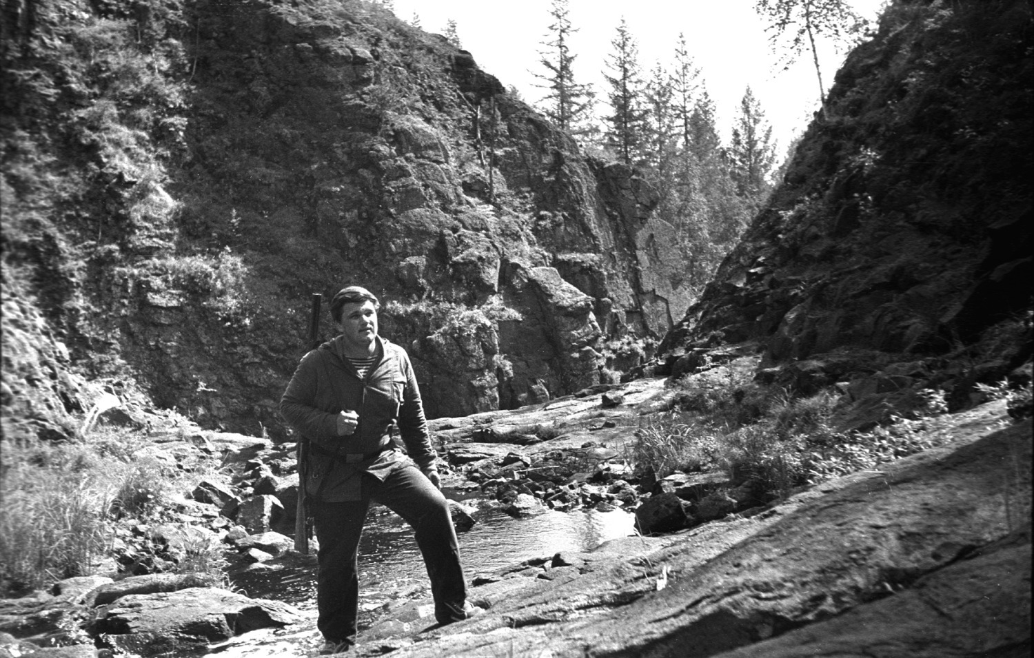 Автор в центре падения Тунгусского метеорита (Чургимское ущелье, 1988)