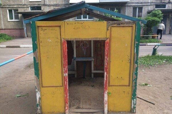 В Омске детские площадки не обновлялись с 70-х годов