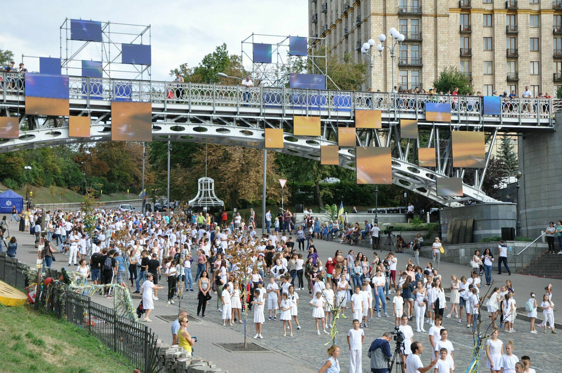 Вместо военного парада в Киеве проходит "Шествие достоинства"