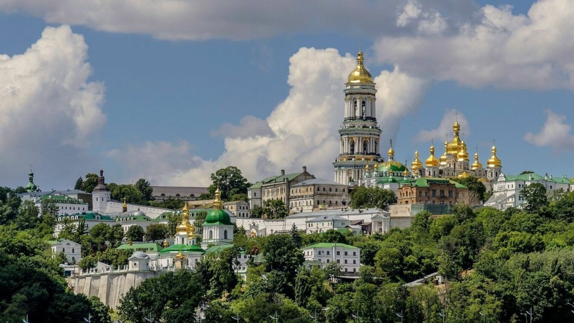 СВР: мощи из Киево-Печерской лавры планируют вывезти в ЕС