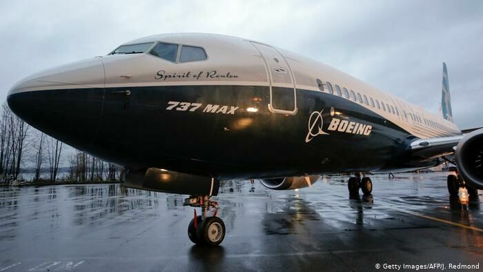 Приостановка полетов Boeing 737 MAX обойдется компании в $1 млрд