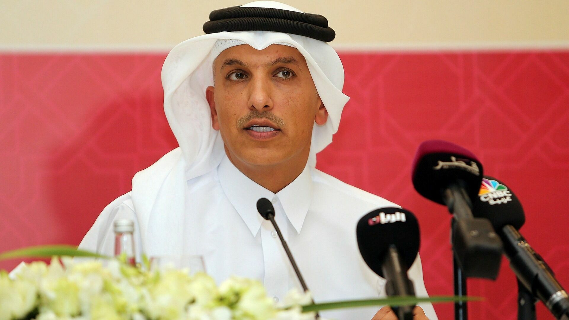 В Катаре за взятки могут казнить  экс-министра финансов аль-Эмади