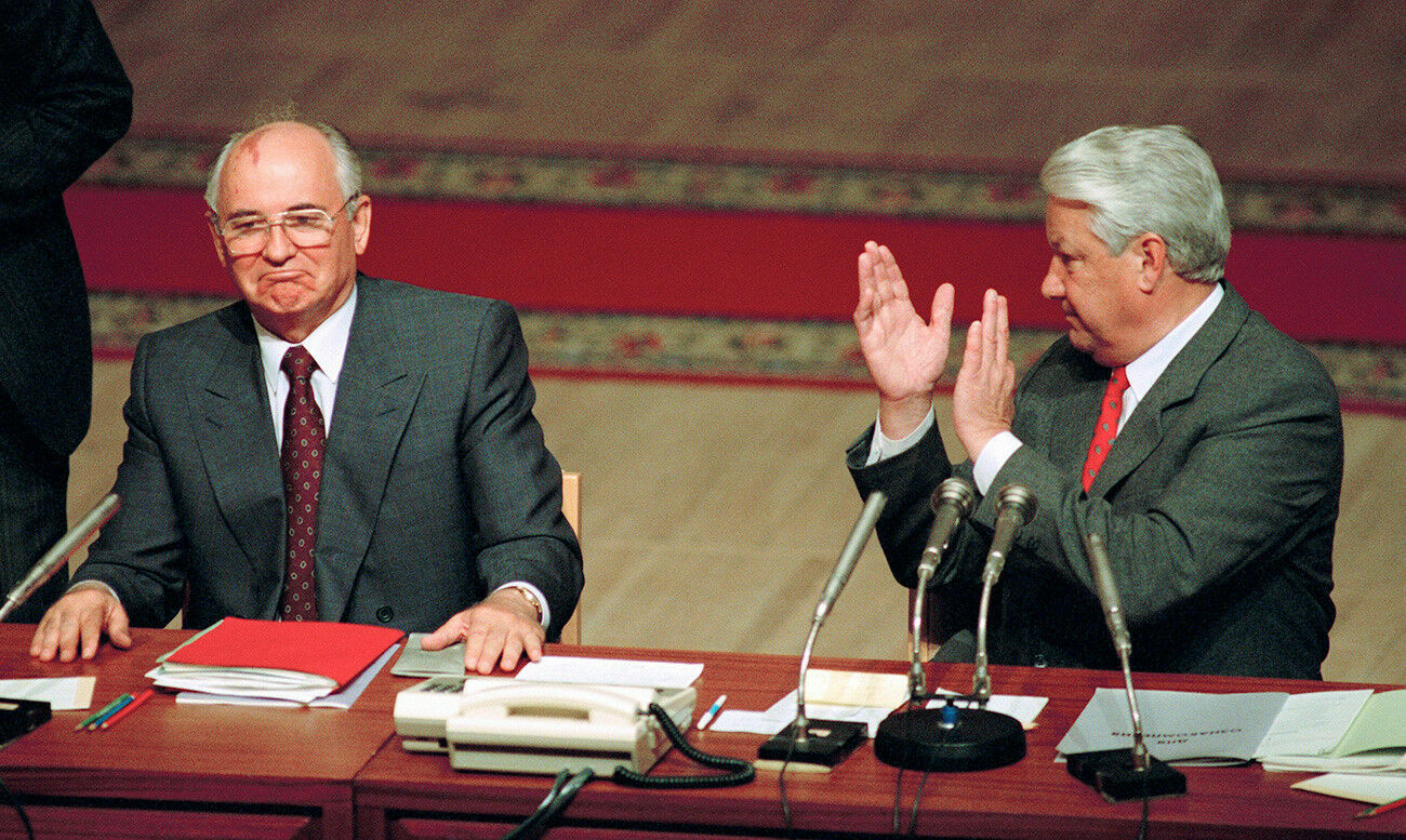 Два заклятых врага: Горбачев и Ельцин