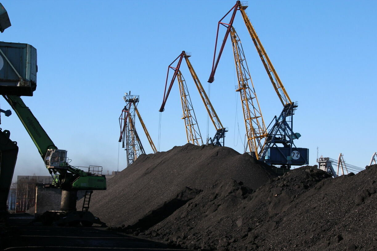 Экспорт российского угля приблизился к рекорду