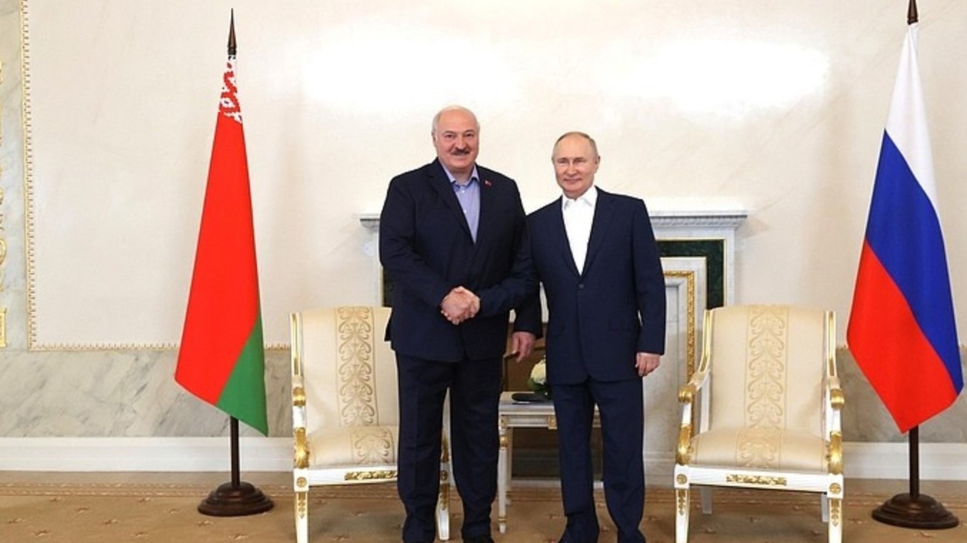 Путин и Лукашенко во время двухдневного общения обсуждали тему ЧВК «Вагнер»